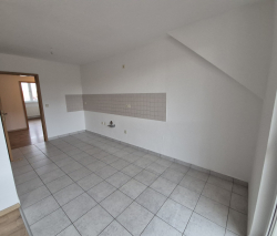 Offene Küche & Zugang zum Balkon