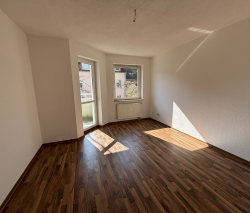 Schlafzimmer mit Balkonzugang