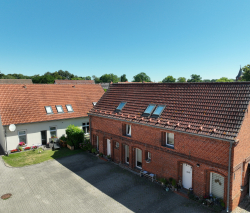 Haus 2 - Vorderansicht