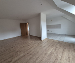 Wohnzimmer & offene Küche