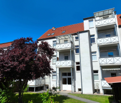 Modernisierte Kapitalanlage mit 8 Wohneinheiten – voll vermietet, mit Balkons, in zentraler, aber ruhiger Lage von Rathenow