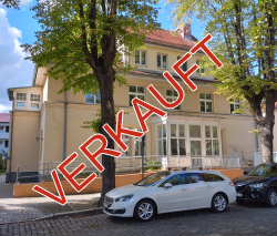 Lichtdurchflutete Eigentumswohnung mit Balkon, großem Garten und Weitblick, in ruhiger Randlage von Bamme bereits verkauft